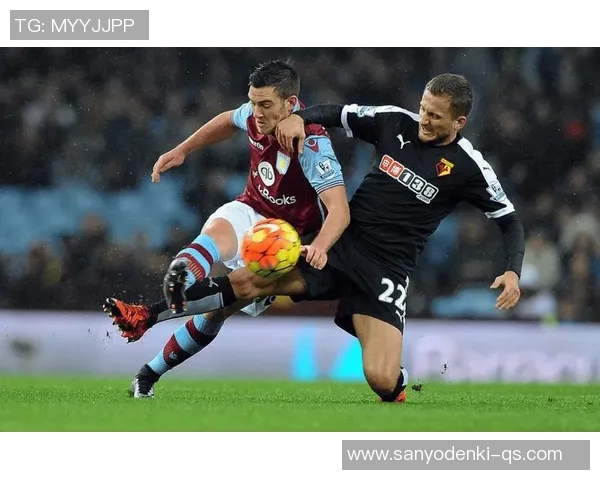 雷丁足球队的崛起与挑战：探索英格兰足球的未来之路